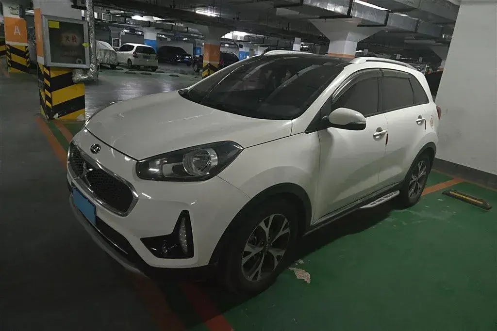 2017 Kia KX3 1.6L 125HP L4 6AT