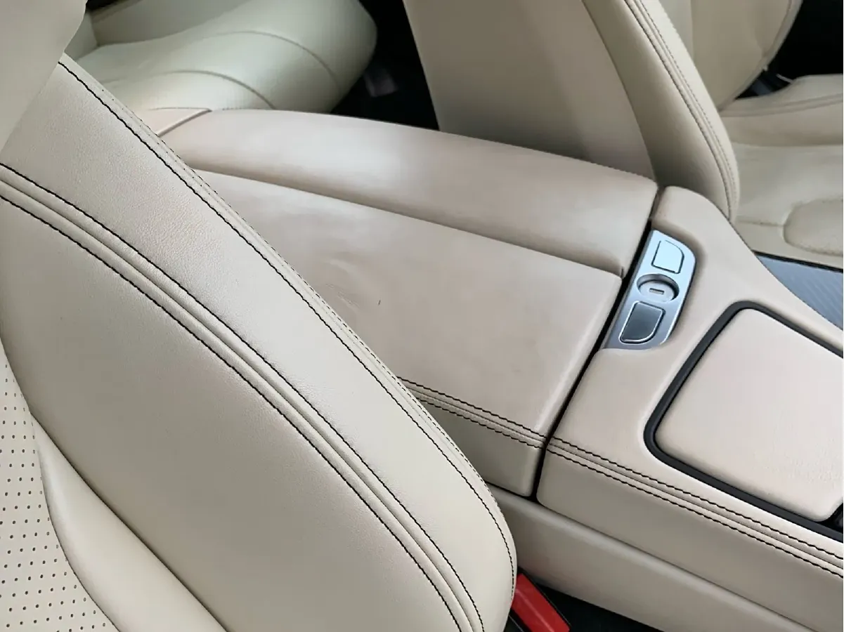 2015 BMW M6 4.4T 560HP V8 7DCT,autocango,china used car exporter,china ev exporter,chinese used car exporter,chinese used ev exporter