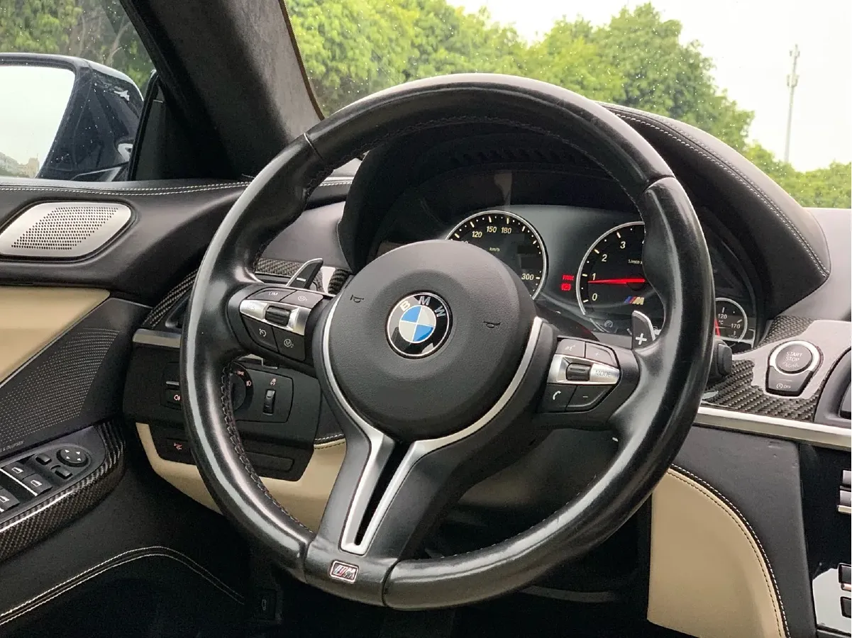2015 BMW M6 4.4T 560HP V8 7DCT,autocango,china used car exporter,china ev exporter,chinese used car exporter,chinese used ev exporter