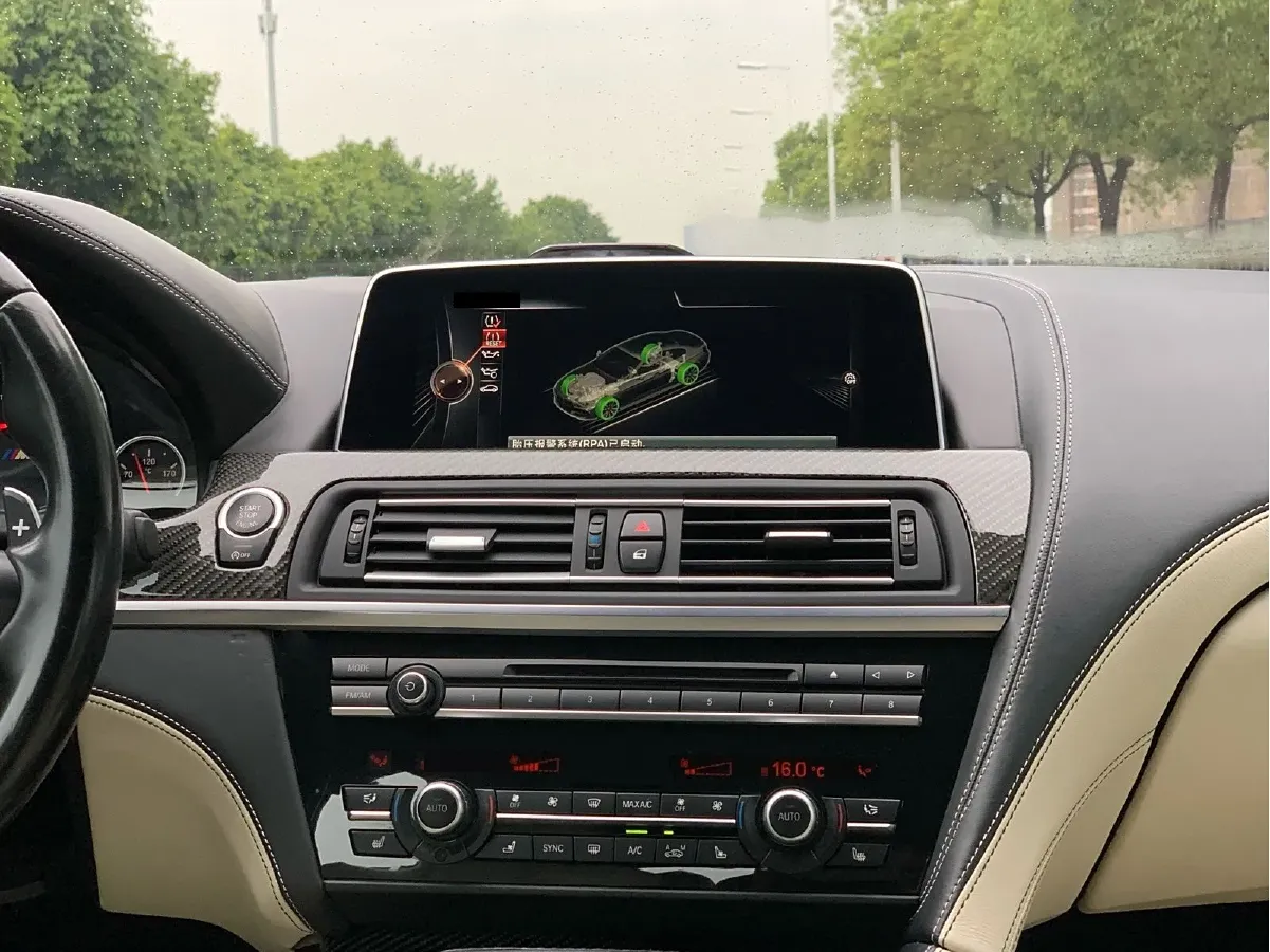 2015 BMW M6 4.4T 560HP V8 7DCT,autocango,china used car exporter,china ev exporter,chinese used car exporter,chinese used ev exporter