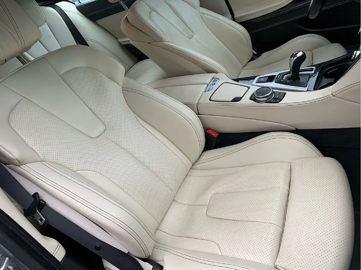 2015 BMW M6 4.4T 560HP V8 7DCT,autocango,china used car exporter,china ev exporter,chinese used car exporter,chinese used ev exporter