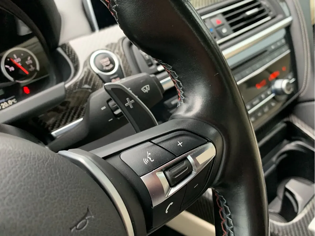 2015 BMW M6 4.4T 560HP V8 7DCT,autocango,china used car exporter,china ev exporter,chinese used car exporter,chinese used ev exporter