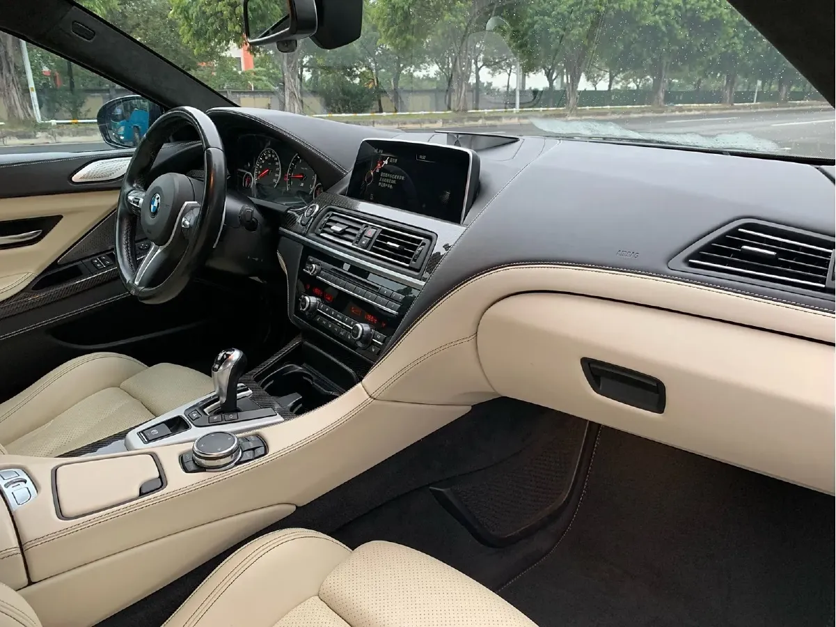2015 BMW M6 4.4T 560HP V8 7DCT,autocango,china used car exporter,china ev exporter,chinese used car exporter,chinese used ev exporter