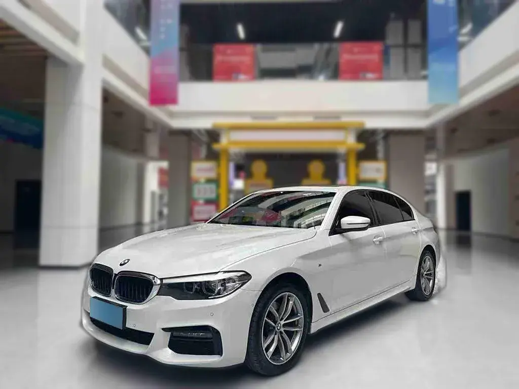 2019 BMW 5 Series 2.0T 184HP L4 8AT