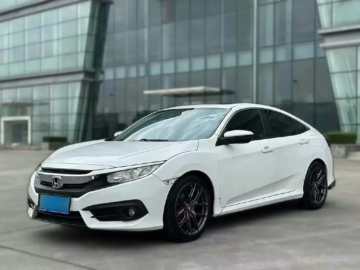 2016 Honda Civic 1.5T 177HP L4 CVT