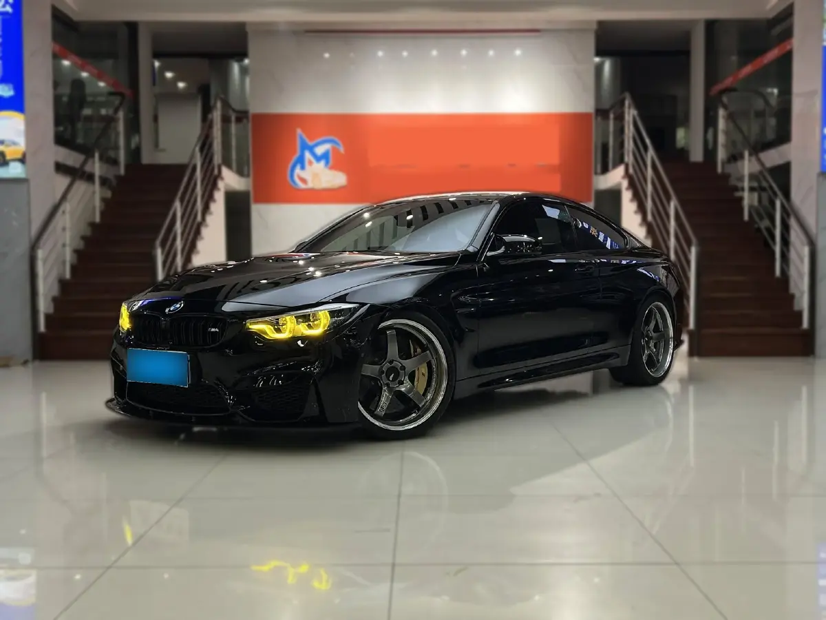 2017 BMW M4 3.0T 450HP L6 7DCT