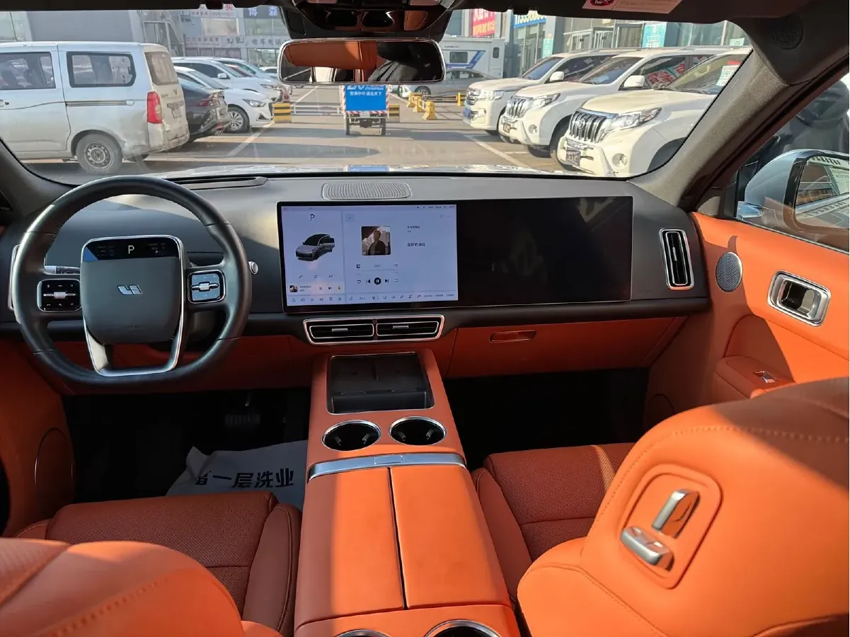 2023 Li L8 Range Extended 154HP REEV 40.9KWH,autocango,china used car exporter,china ev exporter,chinese used car exporter,chinese used ev exporter