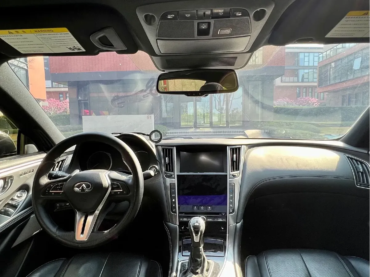 2017 Infiniti Q60 2.0T 211HP L4 7AT,autocango,china used car exporter,china ev exporter,chinese used car exporter,chinese used ev exporter