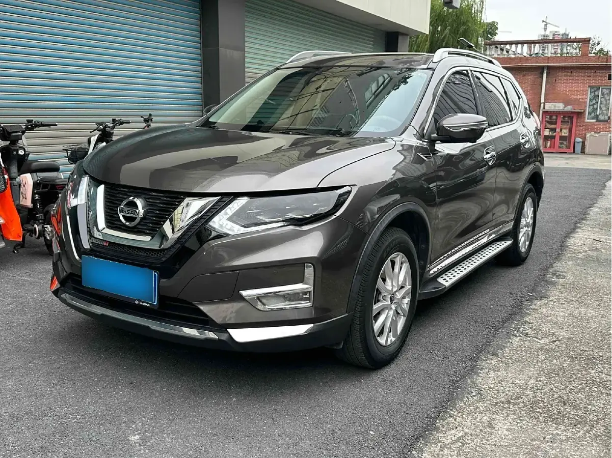 2021 Nissan X-Trail 2.0L 151HP L4 CVT