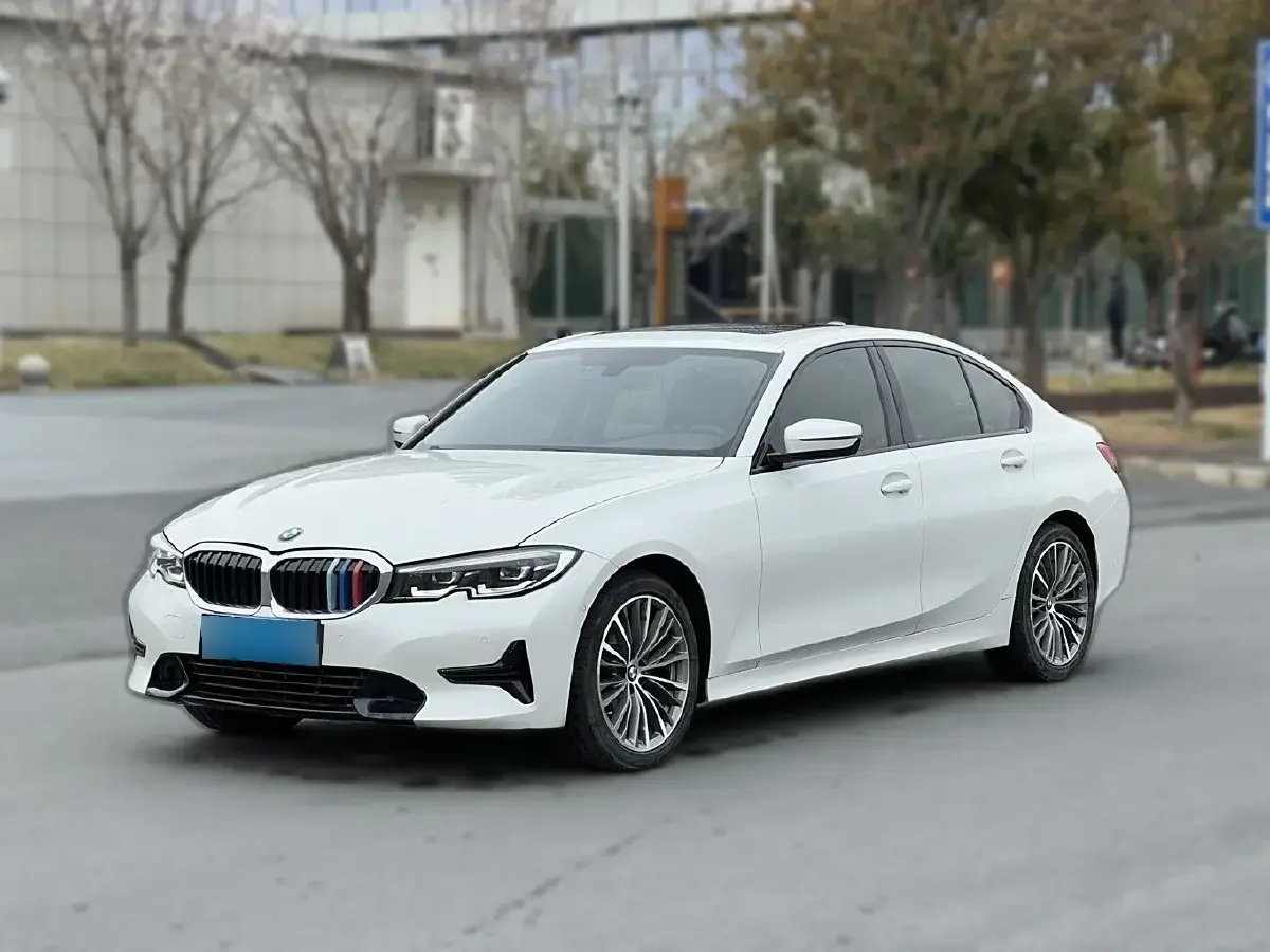 2021 BMW 3 Series 2.0T 156HP L4 8AT