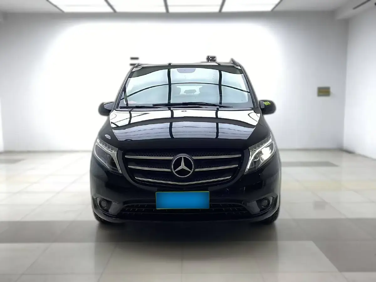 2018 Mercedes-Benz Vito 2.0T 211HP L4 7AT