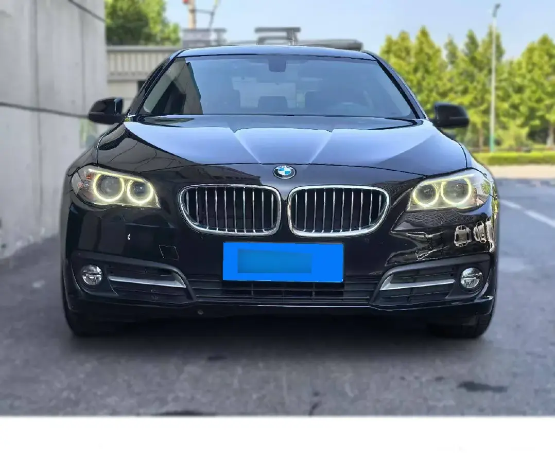 2017 BMW 5 Series 2.0T 184HP L4 8AT