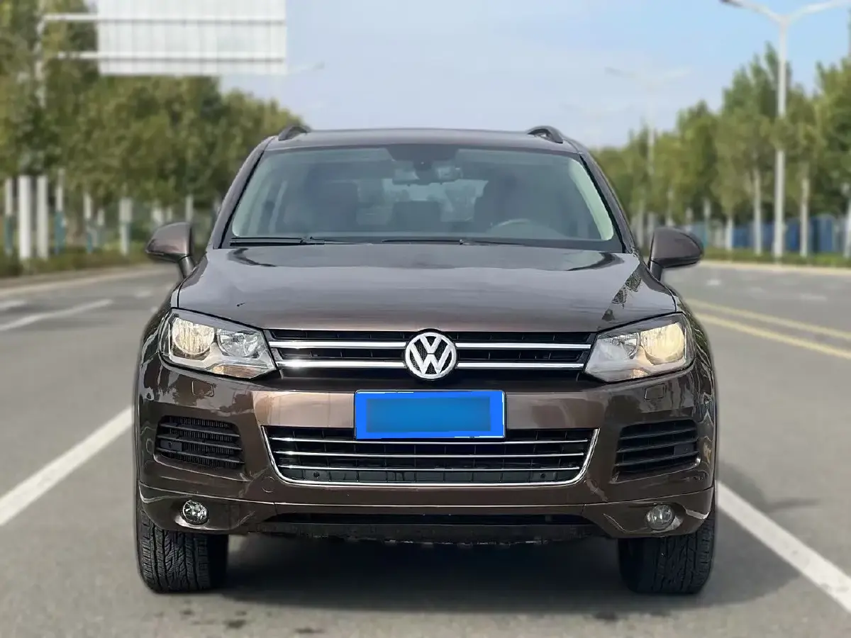 2014 Volkswagen Touareg 3.0T 290HP V6 8AT