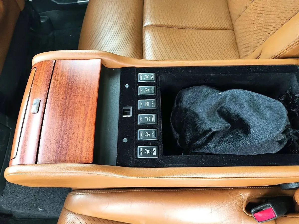 2005 Nissan Fuga 3.5L 280HP V6 5AT,autocango,china used car exporter,china ev exporter,chinese used car exporter,chinese used ev exporter