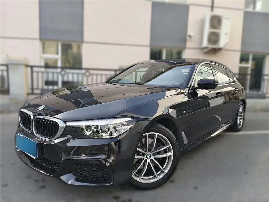 2020 BMW 5 Series 2.0T 184HP L4 8AT