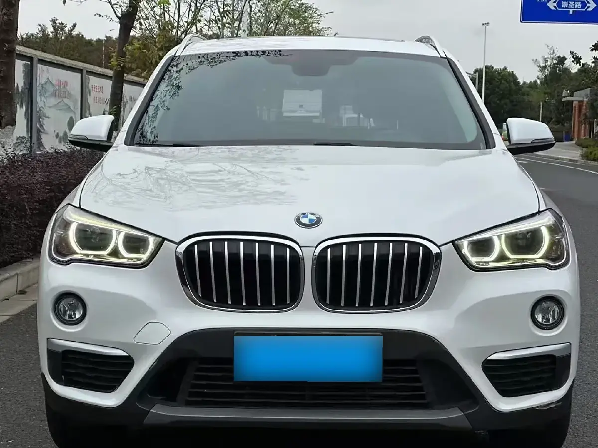 2018 BMW X1 2.0T 192HP L4 8AT