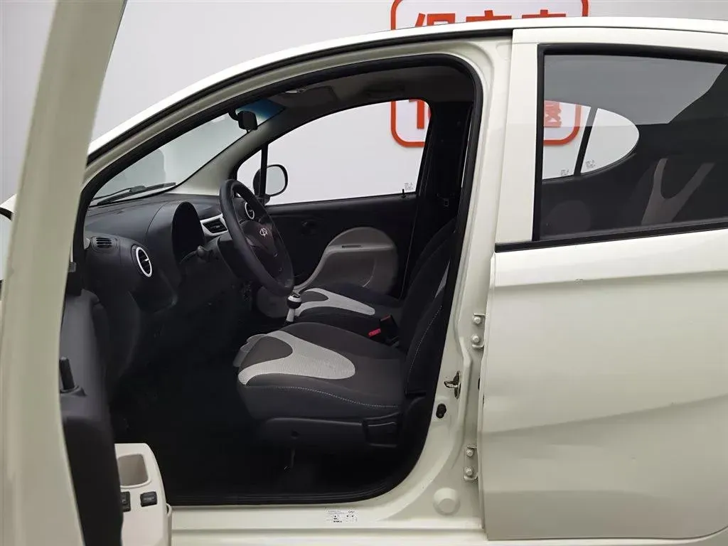 2013 Chery QQ 1.0L 69HP L3 5MT,autocango,china used car exporter,china ev exporter,chinese used car exporter,chinese used ev exporter