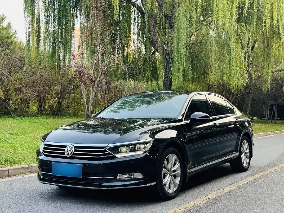 2017 Volkswagen Magotan 1.8T 180HP L4 7DCT
