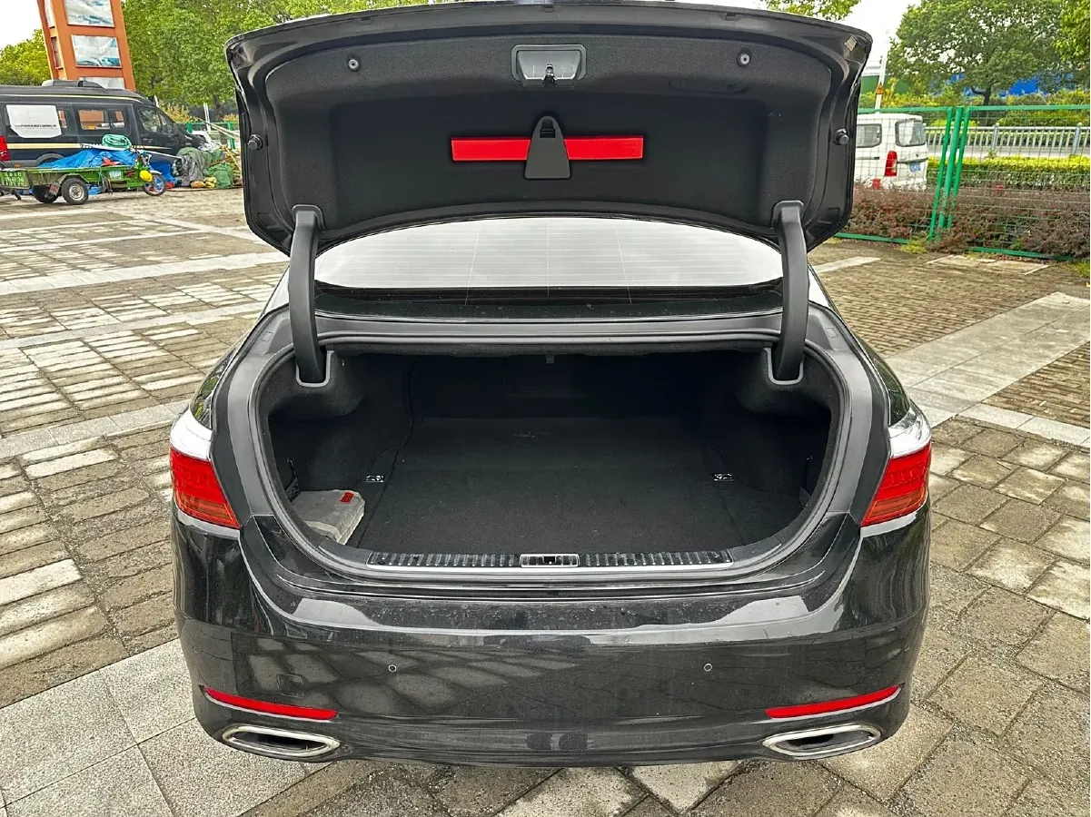 2015 Kia K9 3.8L 335HP V6 8AT,autocango,china used car exporter,china ev exporter,chinese used car exporter,chinese used ev exporter