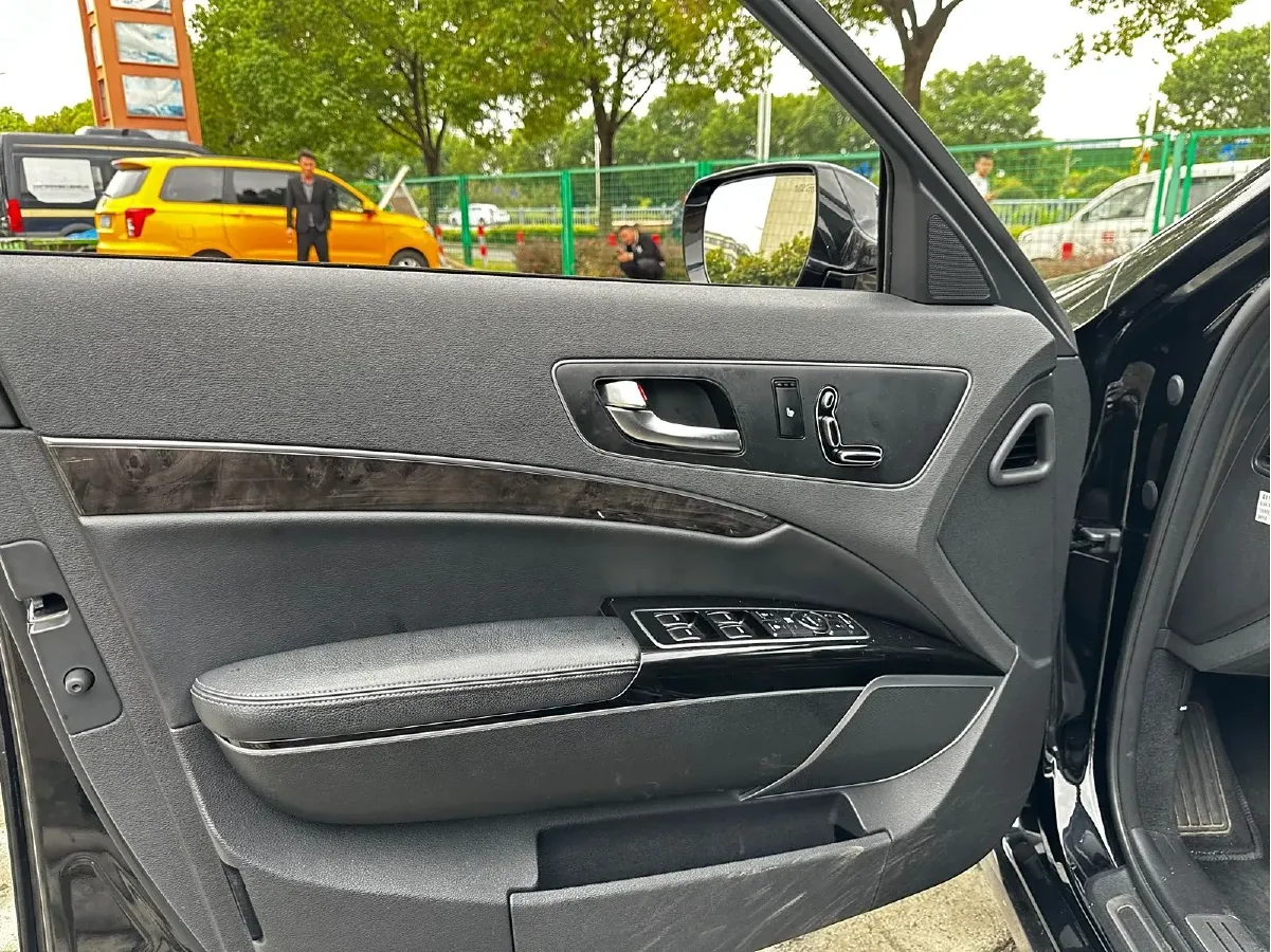 2015 Kia K9 3.8L 335HP V6 8AT,autocango,china used car exporter,china ev exporter,chinese used car exporter,chinese used ev exporter