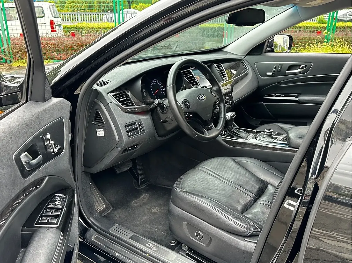 2015 Kia K9 3.8L 335HP V6 8AT,autocango,china used car exporter,china ev exporter,chinese used car exporter,chinese used ev exporter