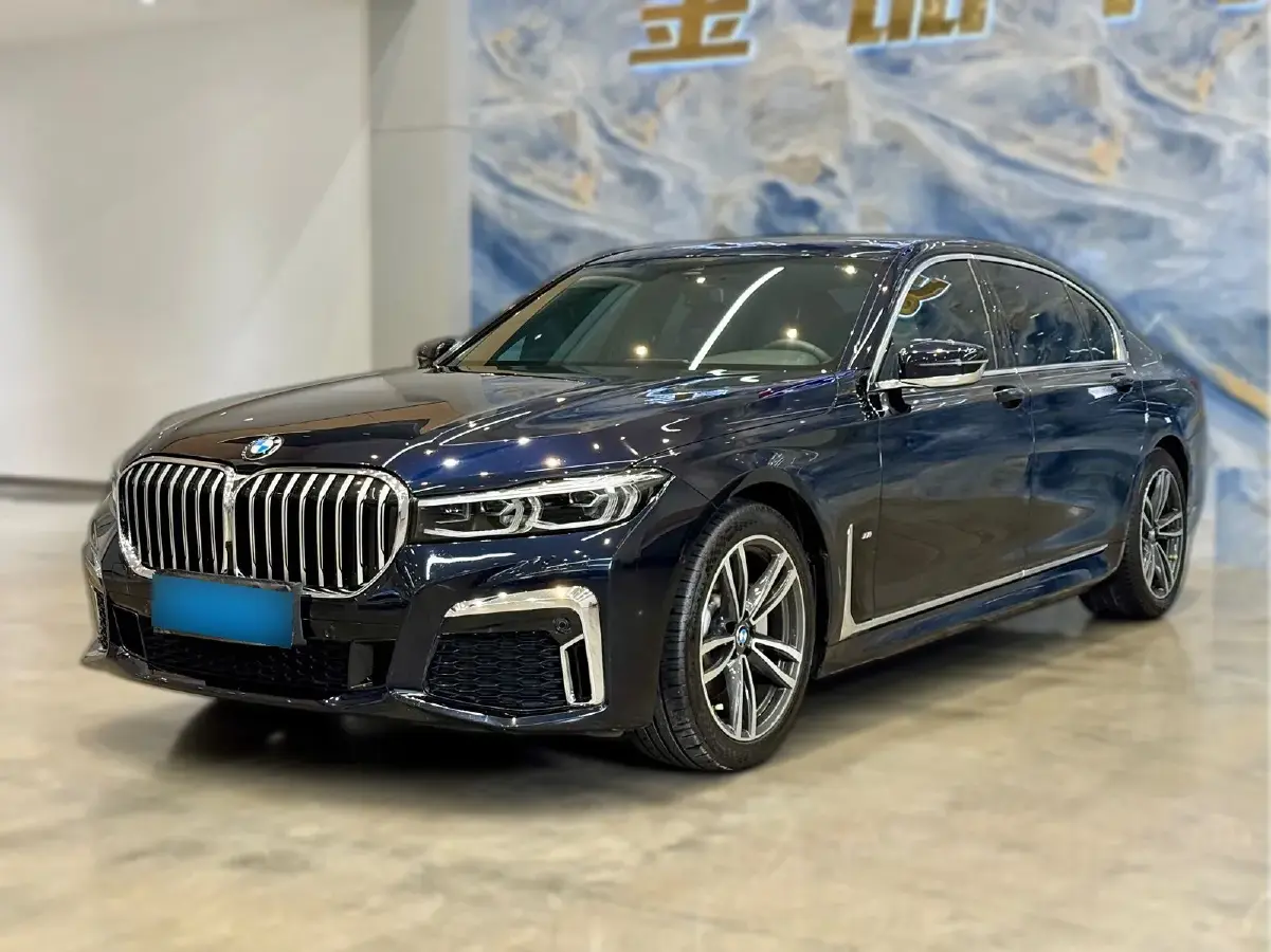 2021 BMW 7 Series 2.0T 265HP L4 8AT