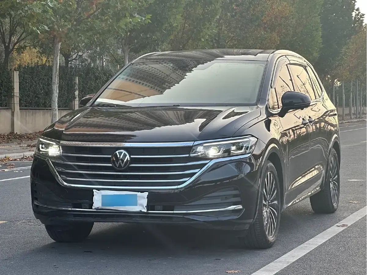 2022 Volkswagen Viloran 2.0T 220HP L4 7DCT