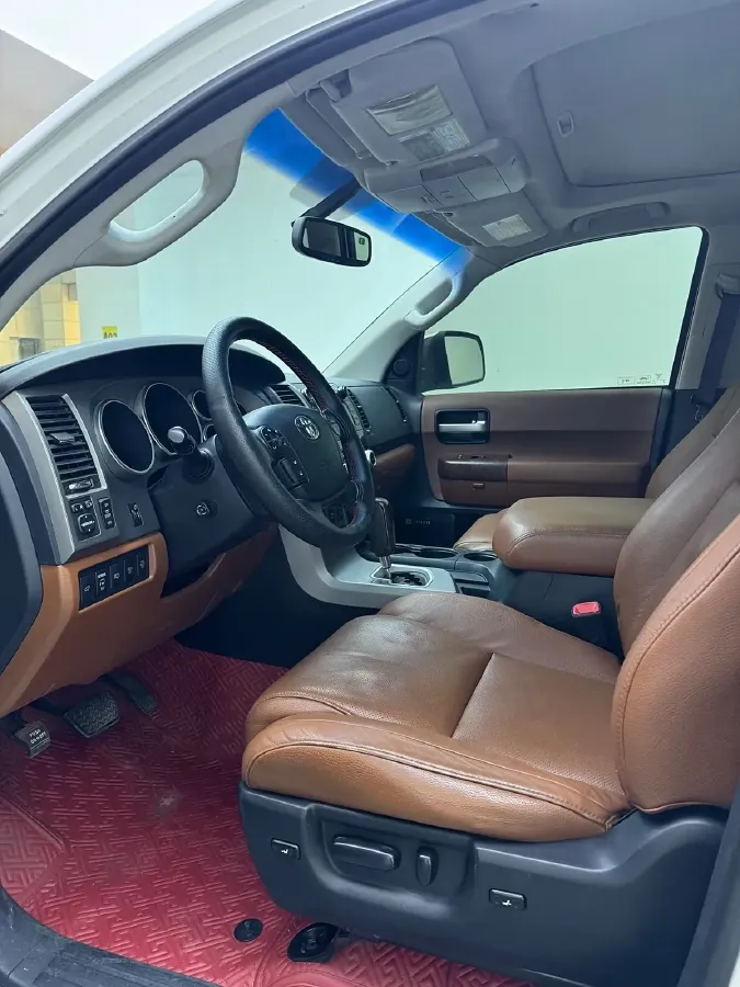 2010 Toyota Sequoia 5.7L 386HP V8 6AT,autocango,china used car exporter,china ev exporter,chinese used car exporter,chinese used ev exporter