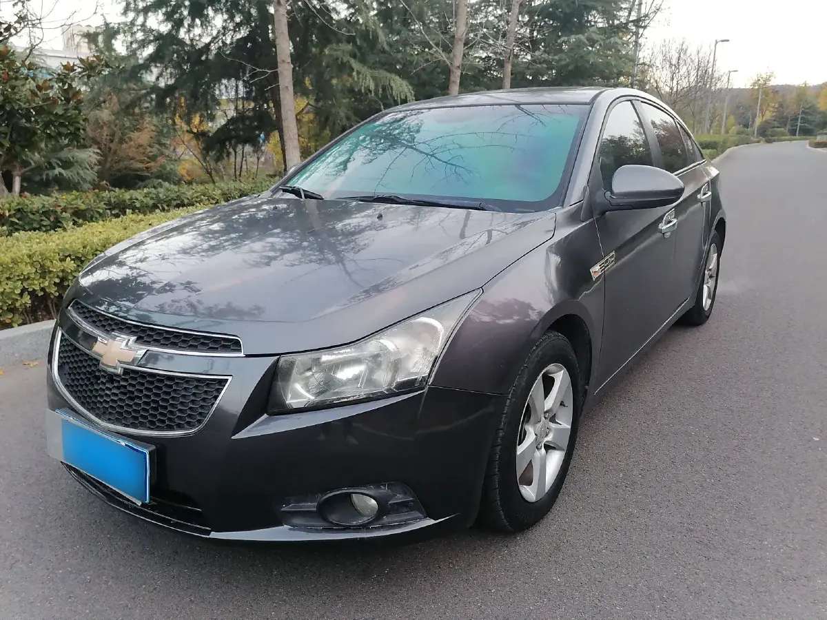 2012 Chevrolet Cruze 1.6L 117HP L4 5MT