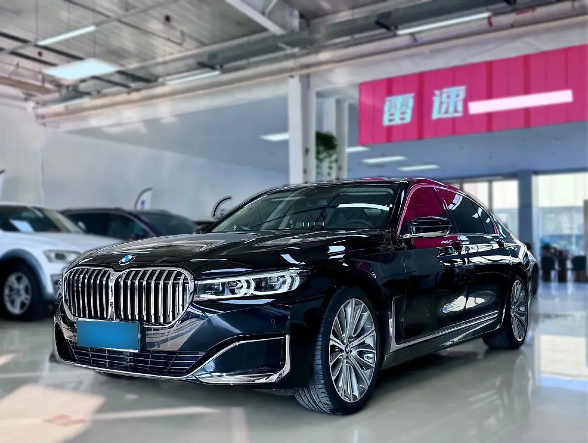 2021 BMW 7 Series 3.0T 340HP L6 8AT