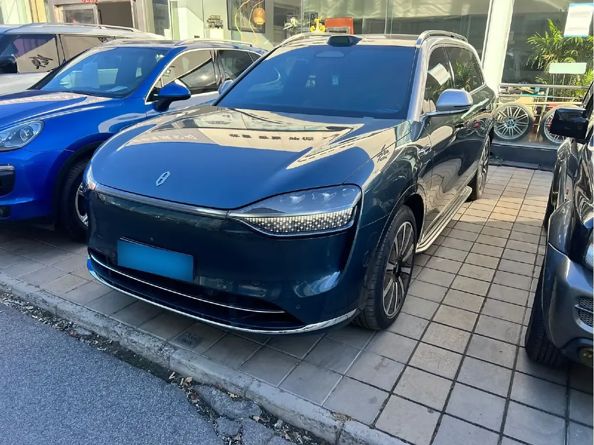 2024 HIMA M9 1.5T 152HP L4 REEV 42KWH