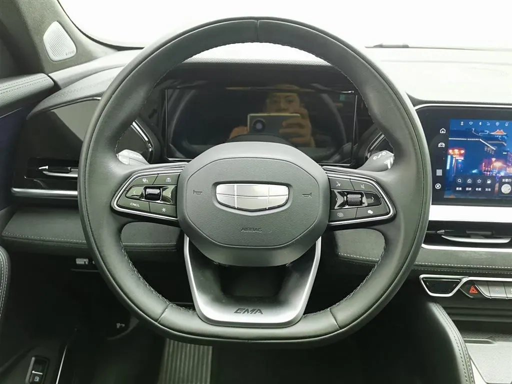 2022 Geely Monjaro 1.5T 150HP L3 3DHT PHEV 41.2KWH,autocango,china used car exporter,china ev exporter,chinese used car exporter,chinese used ev exporter