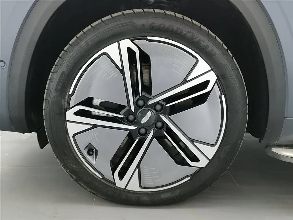 2022 Geely Monjaro 1.5T 150HP L3 3DHT PHEV 41.2KWH,autocango,china used car exporter,china ev exporter,chinese used car exporter,chinese used ev exporter