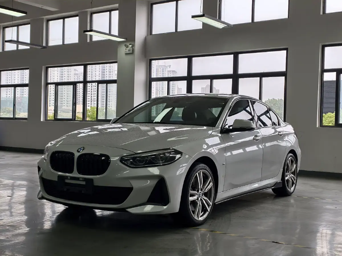 2020 BMW 1 Series 2.0T 192HP L4 7DCT