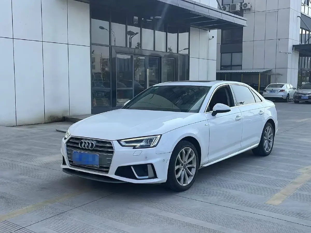 2019 Audi A4L 2.0T 190HP L4 7DCT