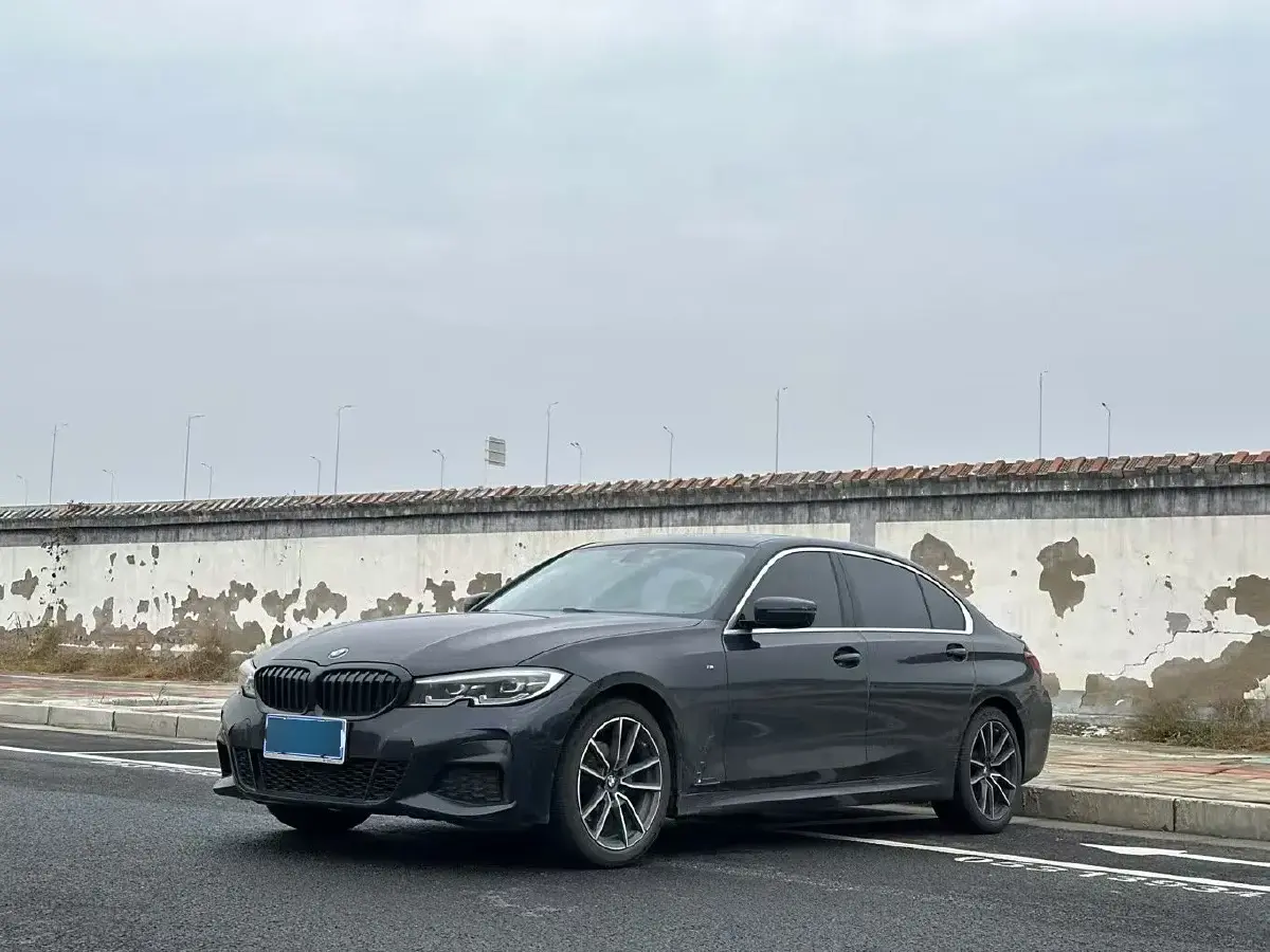 2021 BMW 3 Series 2.0T 156HP L4 8AT