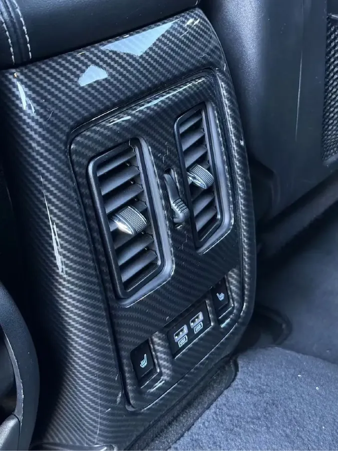 2014 Jeep Grand Cherokee SRT 6.4L 468HP V8 8AT,autocango,china used car exporter,china ev exporter,chinese used car exporter,chinese used ev exporter