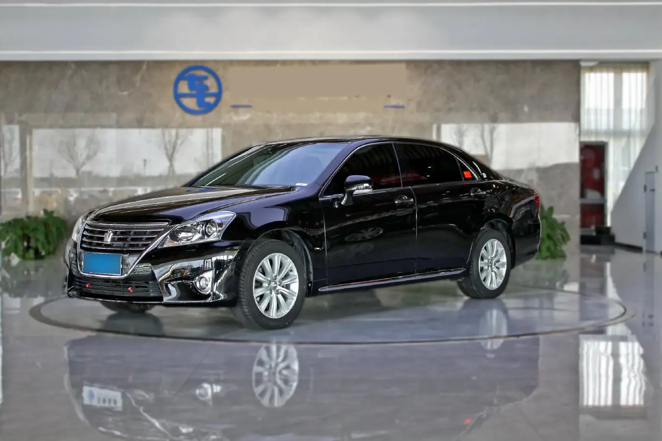 2012 Toyota Crown 2.5L 193HP V6 6AT