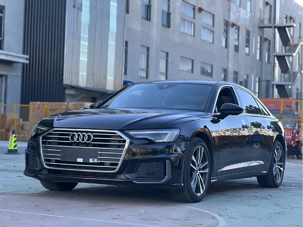 2021 Audi A6L 2.0T 190HP L4 7DCT