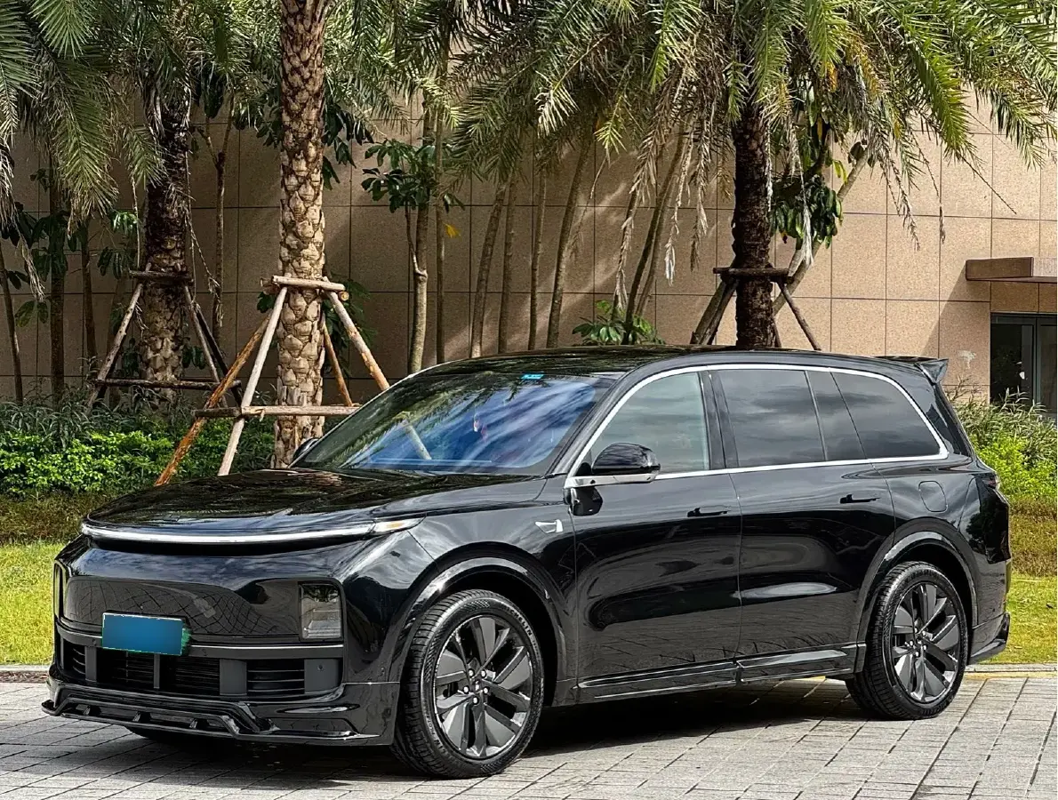 2023 Li L9 Range Extended 154HP REEV 42.6KWH