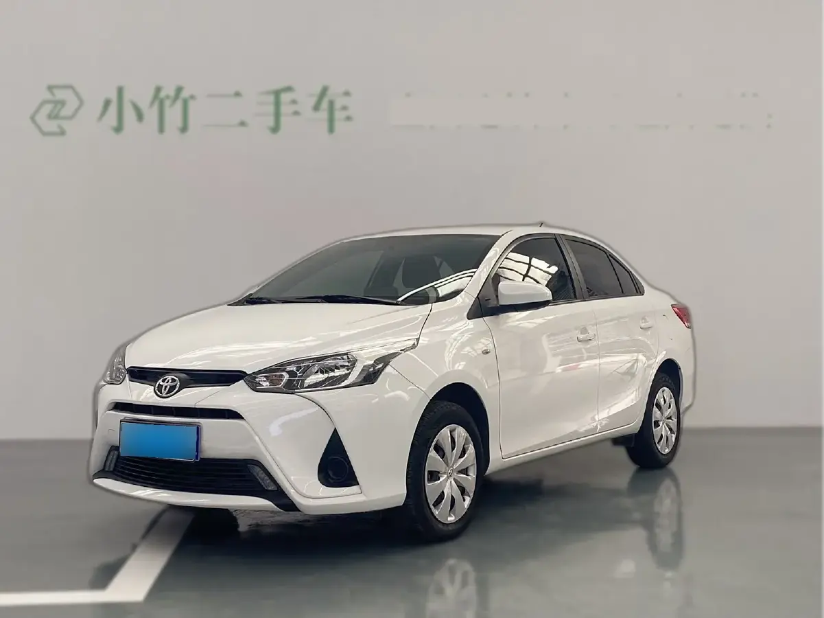 2022 Toyota Yaris L 1.5L 112HP L4 CVT