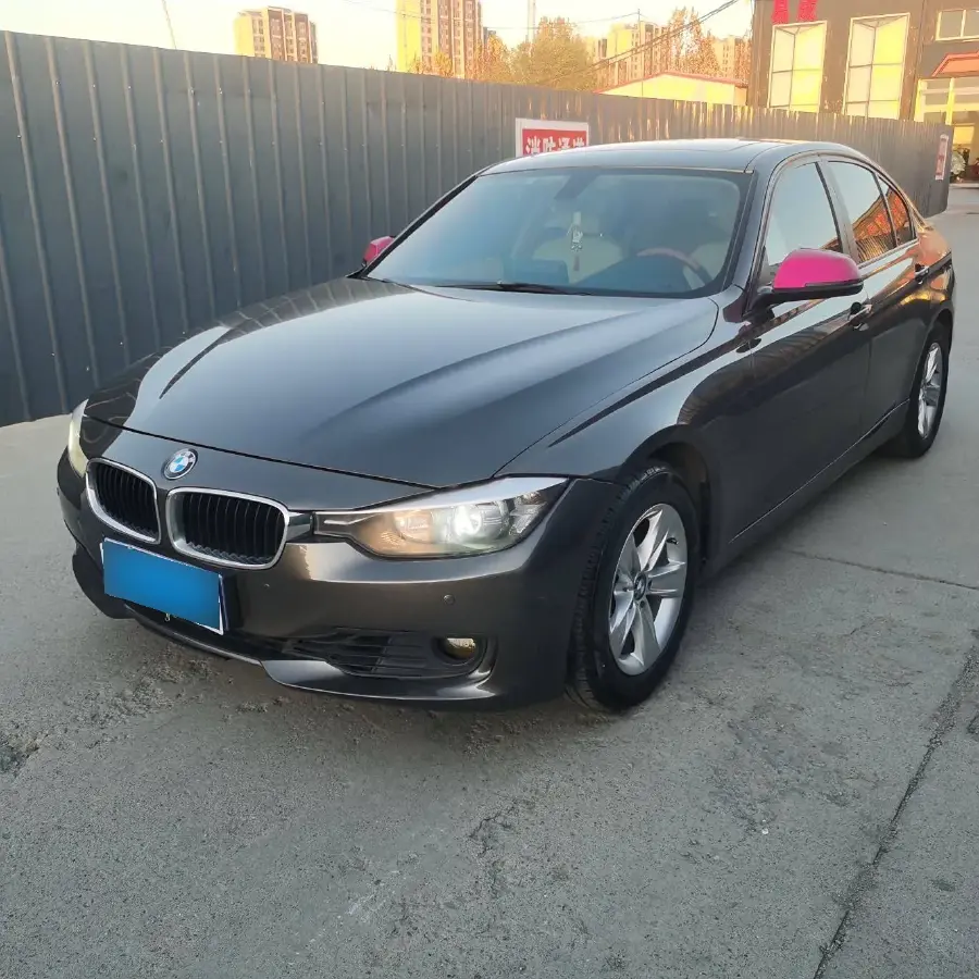 2013 BMW 3 Series 2.0T 184HP L4 8AT
