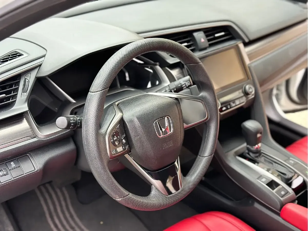 2021 Honda Civic 1.5T 177HP L4 CVT,autocango,china used car exporter,china ev exporter,chinese used car exporter,chinese used ev exporter