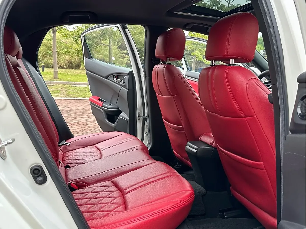 2021 Honda Civic 1.5T 177HP L4 CVT,autocango,china used car exporter,china ev exporter,chinese used car exporter,chinese used ev exporter