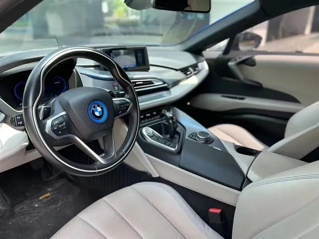 2014 BMW i8 1.5T 231HP L3 6AT PHEV 7.1KWH,autocango,china used car exporter,china ev exporter,chinese used car exporter,chinese used ev exporter