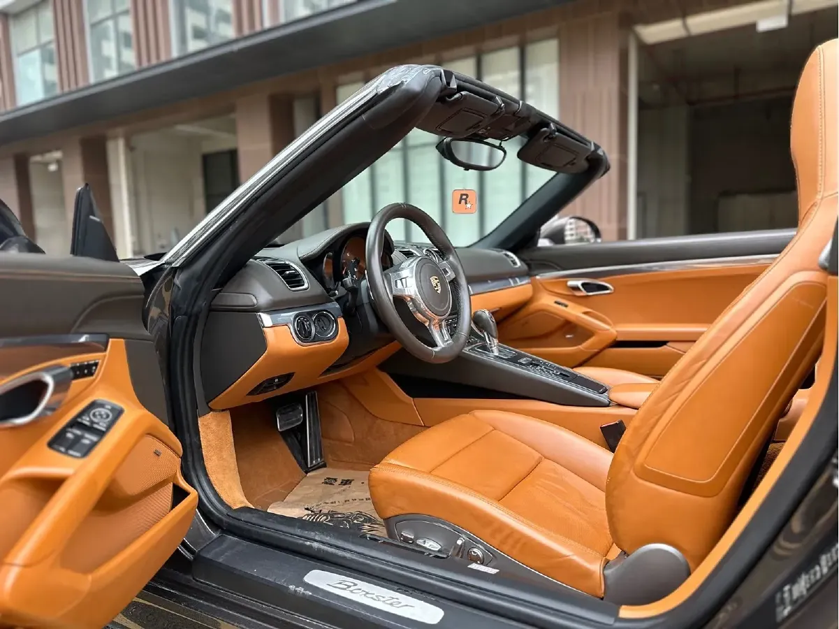 2013 Porsche Boxster 2.7L 265HP H6 7DCT,autocango,china used car exporter,china ev exporter,chinese used car exporter,chinese used ev exporter