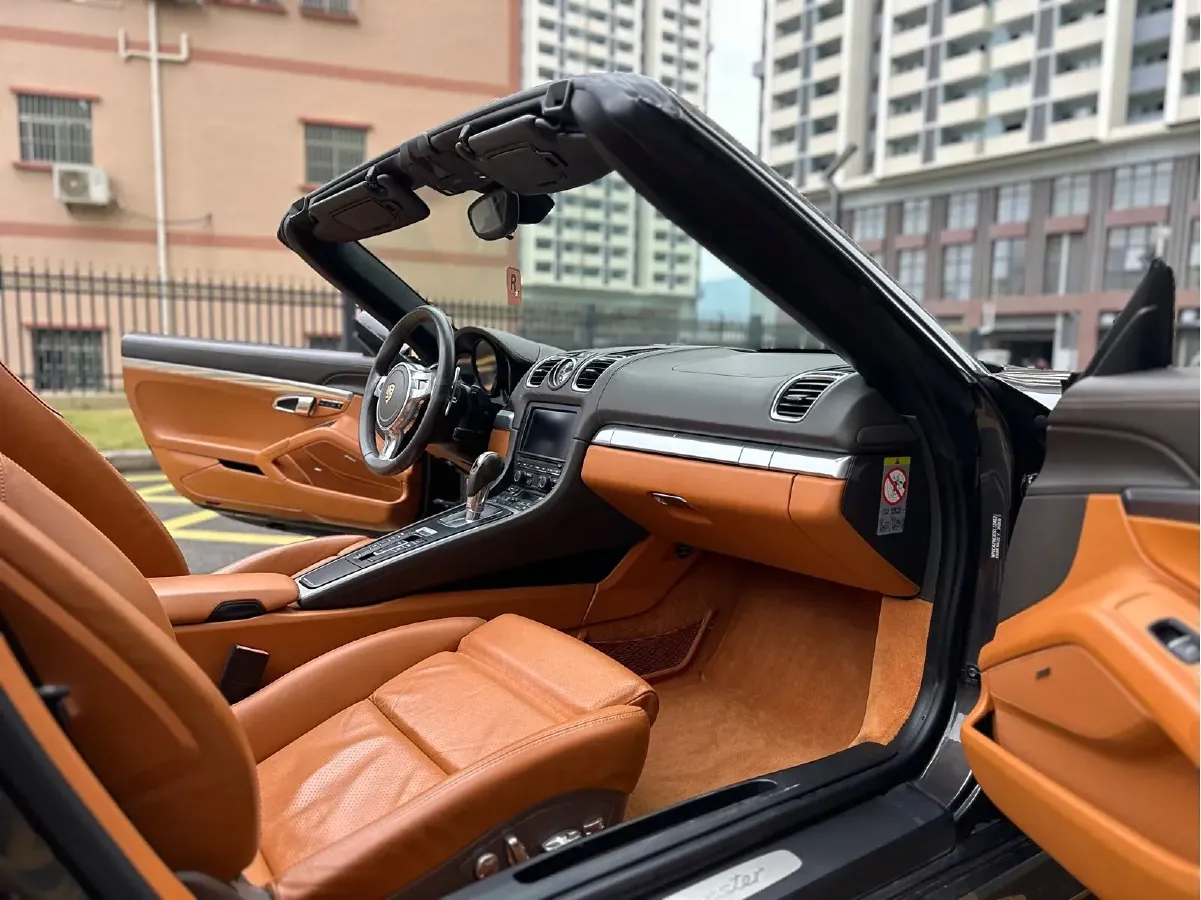 2013 Porsche Boxster 2.7L 265HP H6 7DCT,autocango,china used car exporter,china ev exporter,chinese used car exporter,chinese used ev exporter