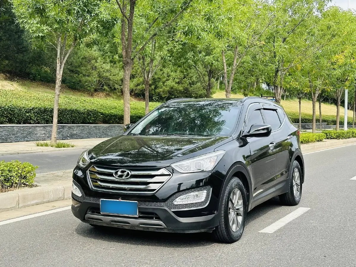 2015 Hyundai Santafe 2.0T 245HP L4 6AT