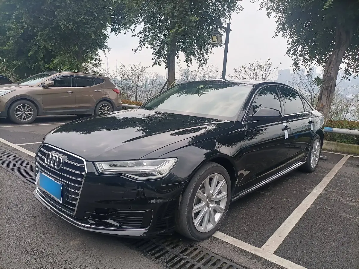 2018 Audi A6L 1.8T 190HP L4 7DCT