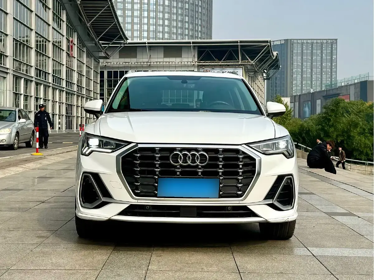 2019 Audi Q3 1.4T 150HP L4 7DCT